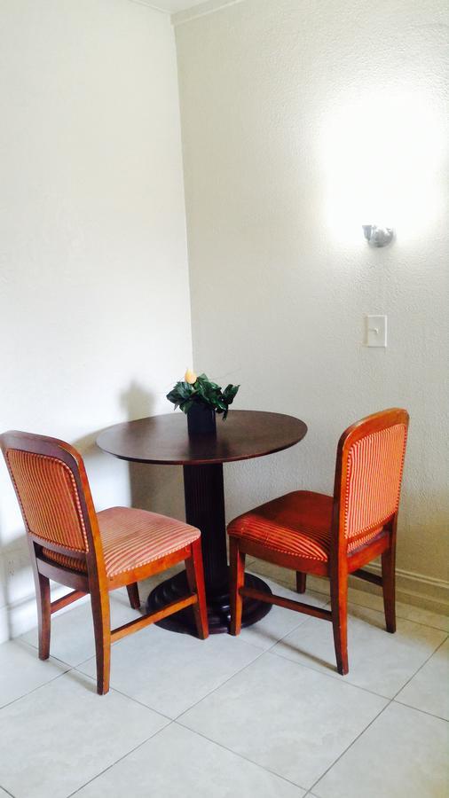 Sunset Inn- Fort Pierce, Fl ภายนอก รูปภาพ